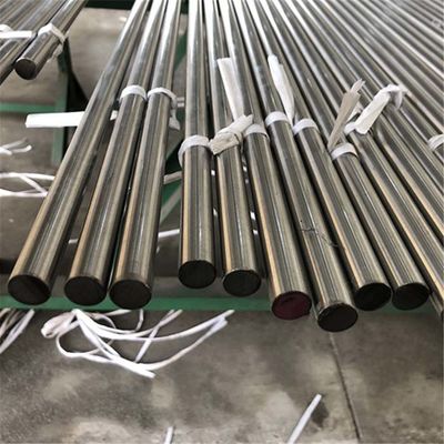 Processus de laminage à chaud et de traçage à froid Barres pelées en acier inoxydable contenant 18% de chrome
